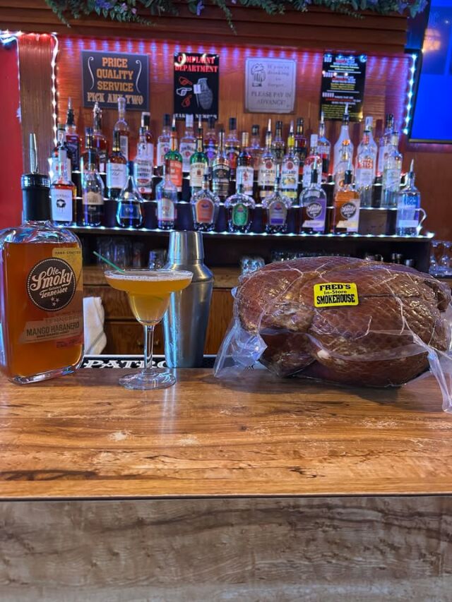 Who's ready for Friday fun? AK's is the spot to win Easter hams and indulge in our Mango Habanero Margarita masterpiece! Dj Mister E will be bringing the house down all night with your favorite tunes, so come on down to Keewatin!